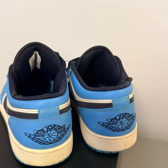 NIke Jordan 1 low